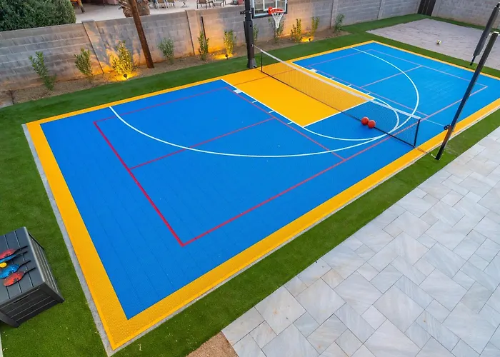 Multimillionresort Oasis Pickleballvolleyballcourtbocce Ball Courtgolf Scottsdale